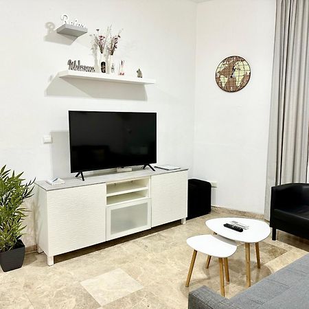 Apartamento Acogedor Y Moderno En Pleno Centro De Sevilla Con Parking Gratis Exteriér fotografie